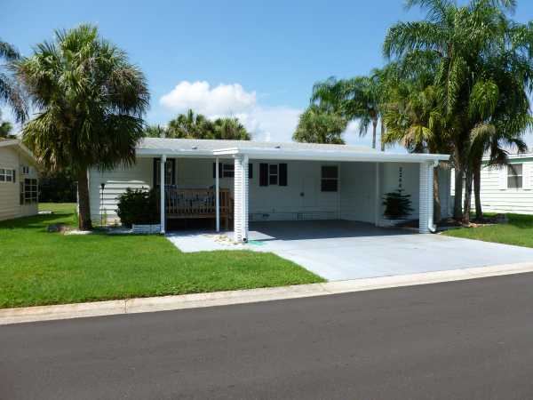 Riverside Club2244 PIER DRIVERuskin, FL 33570