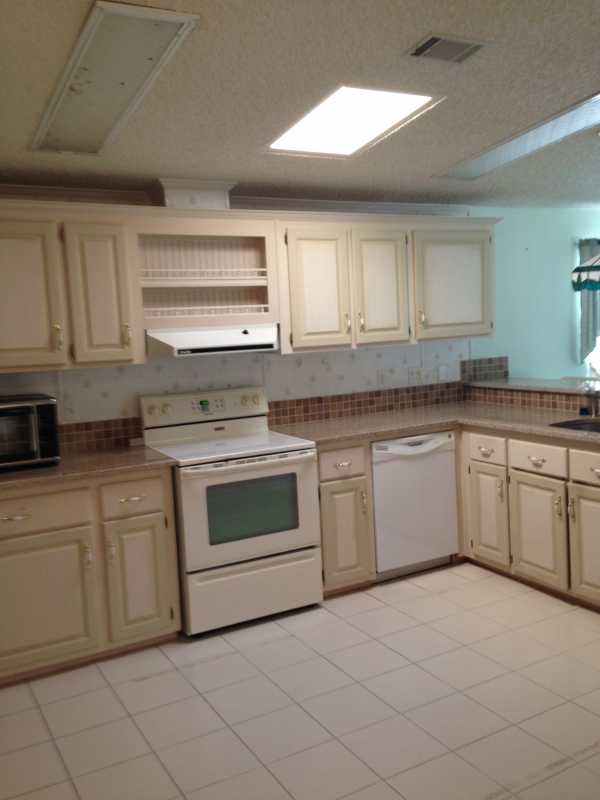 Riverside Club2121 SAWGRASS LNRuskin, FL 33570