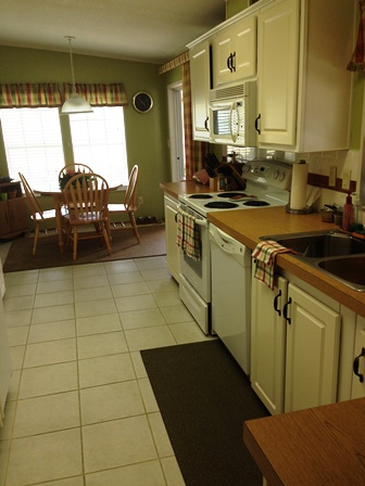 Riverside Club1949 BAYOU DRIVE NORTHRuskin, FL 33570