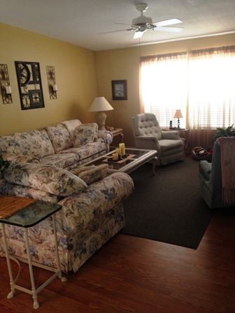 Riverside Club1949 BAYOU DRIVE NORTHRuskin, FL 33570