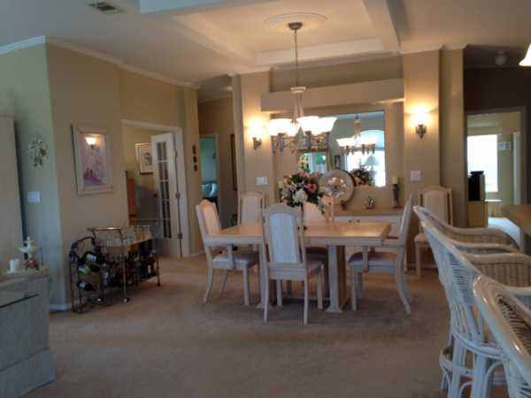 Riverside Club3602 BLUE LAGOON DR/2004 BLUFFRuskin, FL 33570