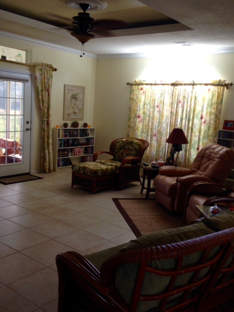 Riverside Club2542 PIER DRRuskin, FL 33570