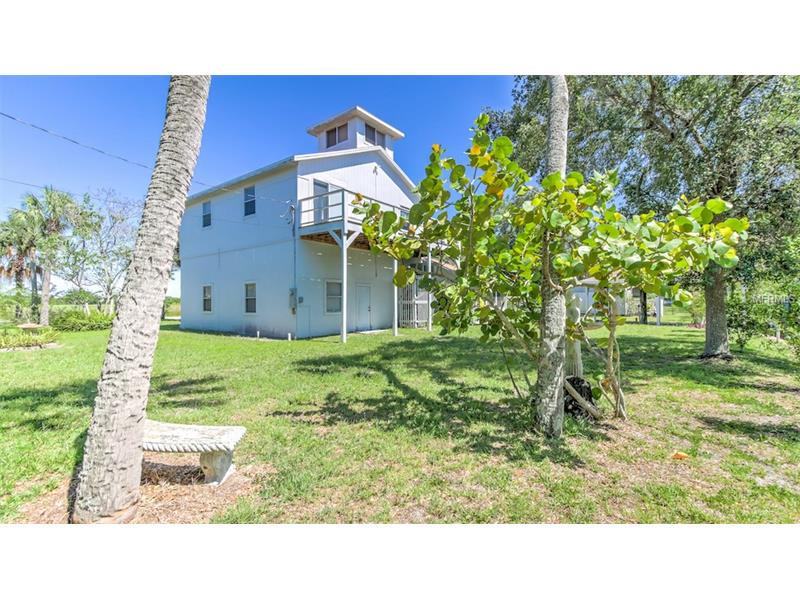 1003 WILLIS ROAD, Ruskin, FL 33570