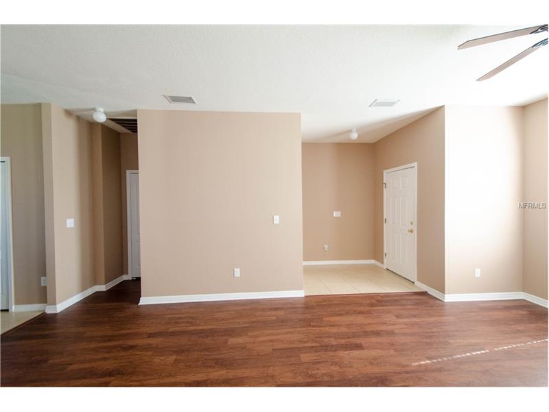 548 19TH STREET NW, Ruskin, FL 33570