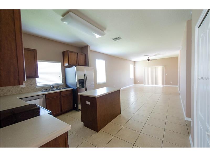 548 19TH STREET NW, Ruskin, FL 33570