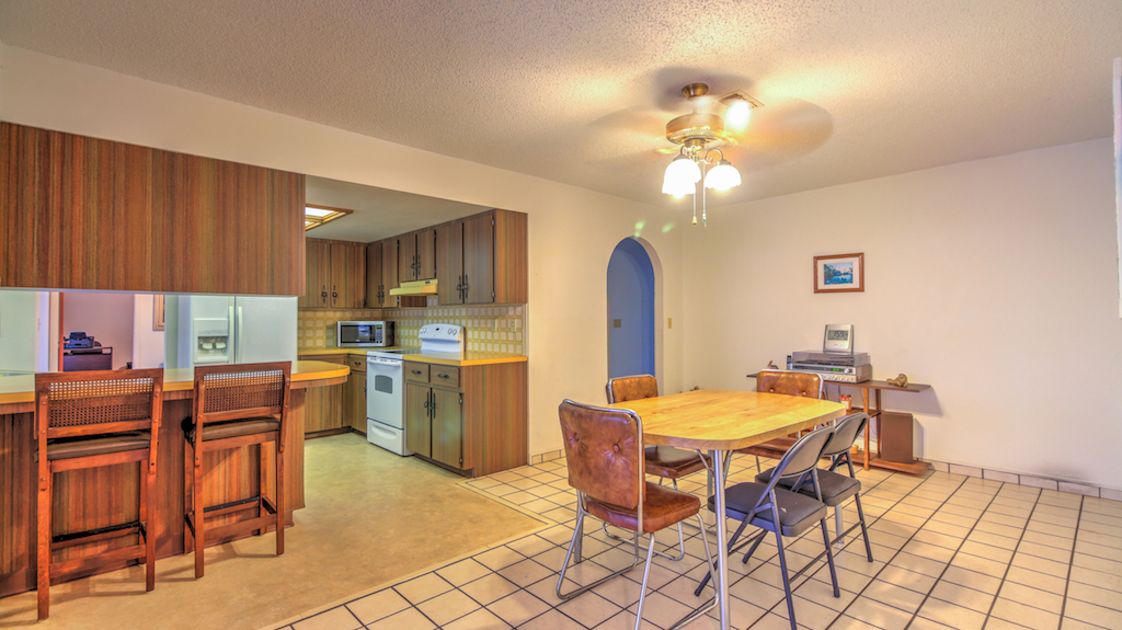 912 Spindle Palm Way, Apollo Beach, FL 33572