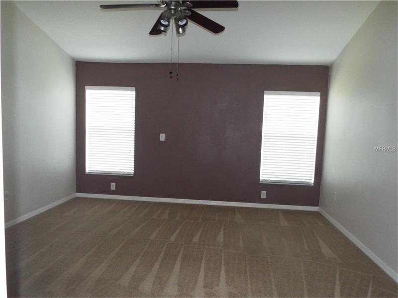 6638 Cambridge Park Dr, Apollo Beach, FL 33572