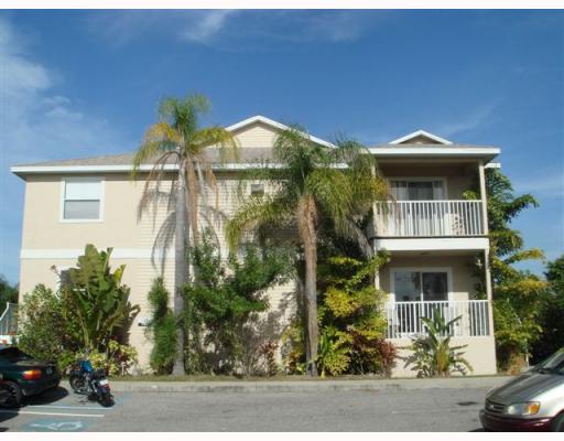 1013 Apollo Beach Blvd, Apollo Beach, FL 33572