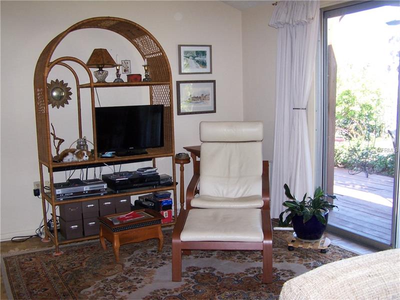 1019 FORDHAM DRIVE, Sun City Center, FL 33573