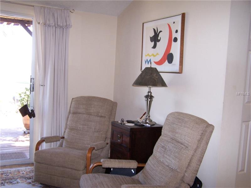 1019 FORDHAM DRIVE, Sun City Center, FL 33573