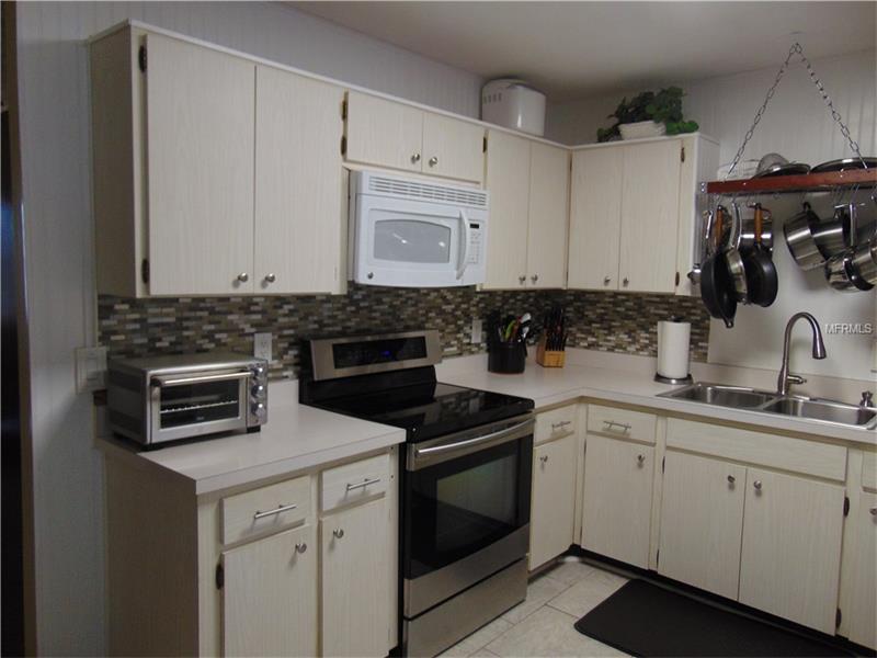 1537 CHEVY CHASE DRIVE, Sun City Center, FL 33573