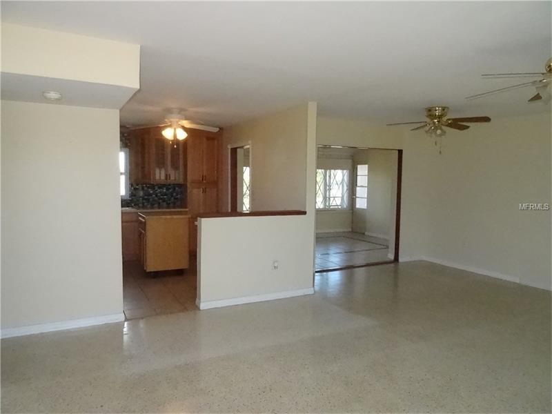 1409 FOX HILLS DRIVE, Sun City Center, FL 33573