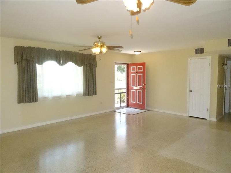 1409 FOX HILLS DRIVE, Sun City Center, FL 33573