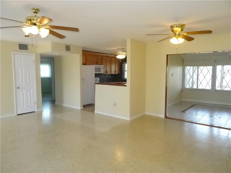 1409 FOX HILLS DRIVE, Sun City Center, FL 33573