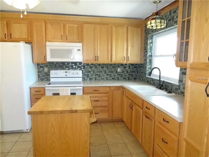 1409 FOX HILLS DRIVE, Sun City Center, FL 33573