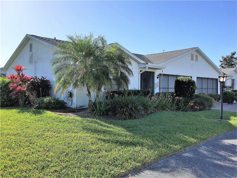 2202 HARTLEBURY WAY, Sun City Center, FL 33573