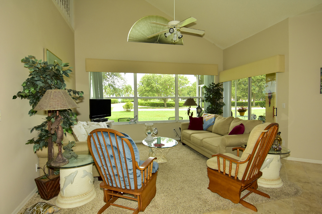 513 Princeton Greens Ct, Sun City Center, FL 33573