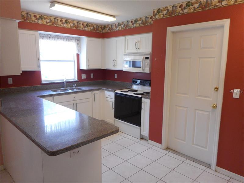 10428 MOSHIE LANE, San Antonio, FL 33576