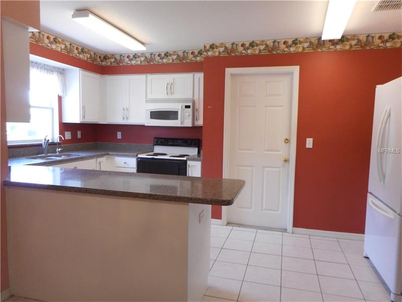 10428 MOSHIE LANE, San Antonio, FL 33576
