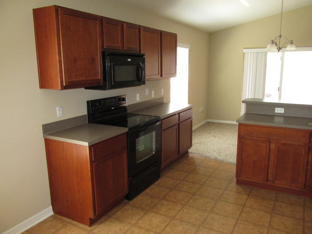 10913 Dunscore Cottage Way, Wimauma, FL 33598