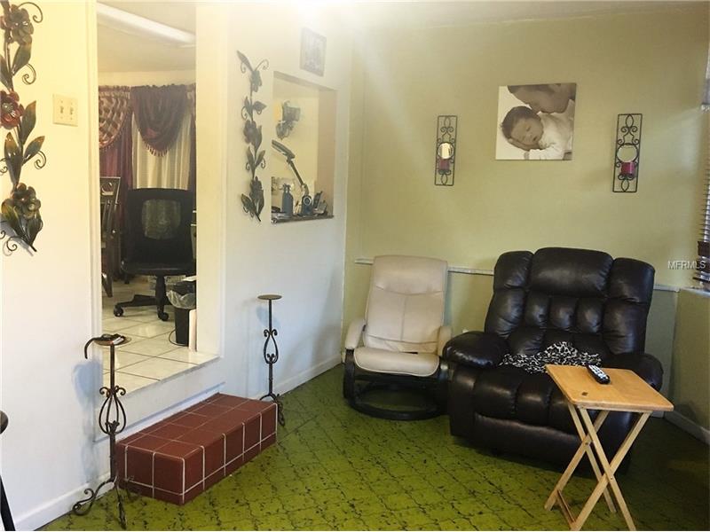 113 W WILDER AVENUE, Tampa, FL 33603