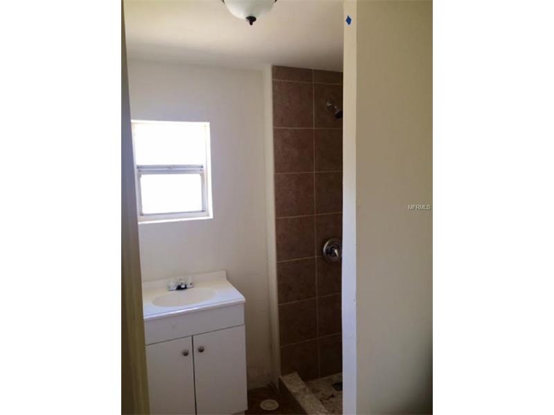 8213 N ELMER STREET, Tampa, FL 33604