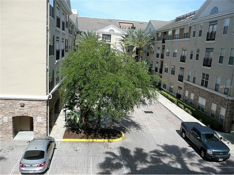 4221 W SPRUCE STREET, Tampa, FL 33607