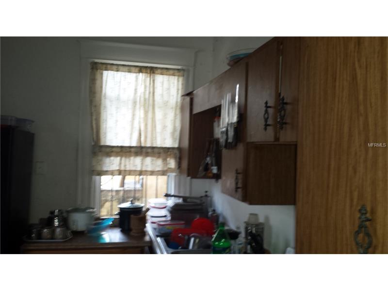 2906 W CHESTNUT STREET, Tampa, FL 33607