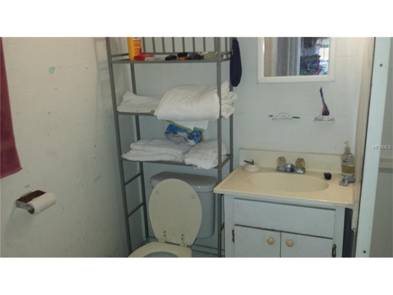 2906 W CHESTNUT STREET, Tampa, FL 33607