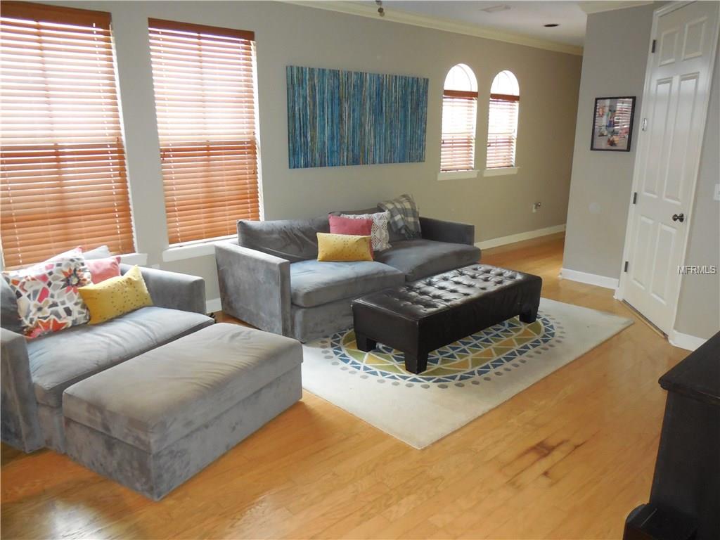108 S Moody Ave, Tampa, FL 33609