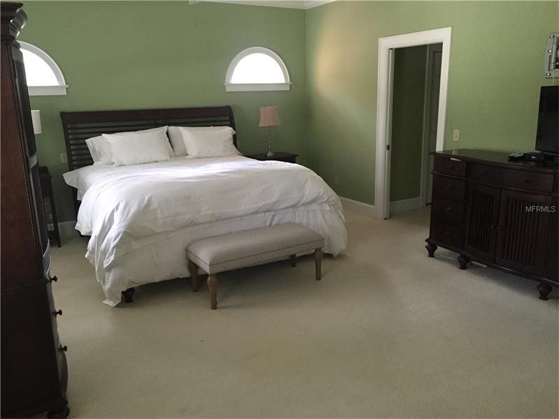 4420 W CULBREATH AVENUE, Tampa, FL 33609