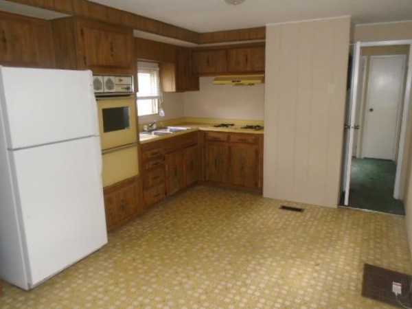 Paradise Village 9348 EDEN DR.Tampa, FL 33610