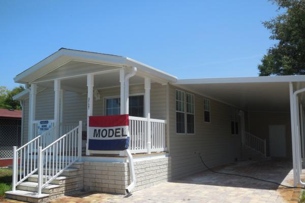 Winward Lakes Mobile Home Park3727 Winward Lakes DriveTampa, FL 33611