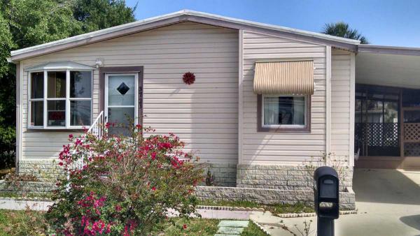 Winward Lakes Mobile Home Park3723 Anchor DriveTampa, FL 33611