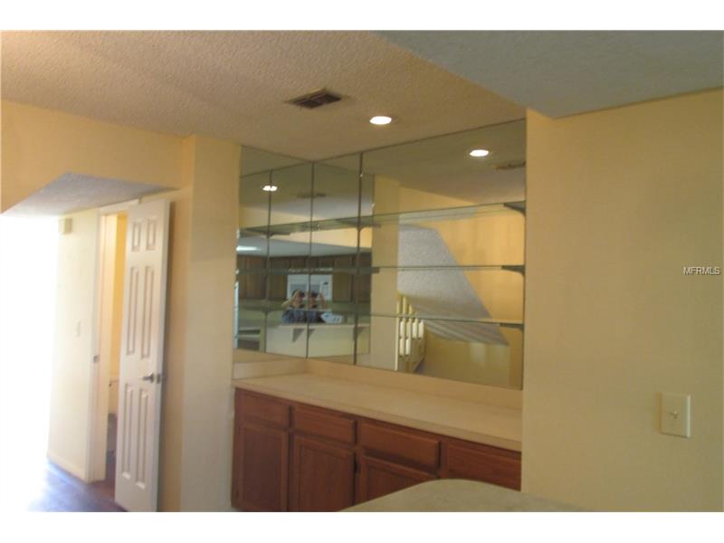 2304 FLETCHERS POINT CIRCLE, Tampa, FL 33613