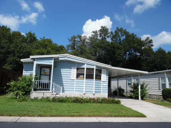 Lakeshore Villas15460 LAKESHORE VILLA CIRCLETampa, FL 33613