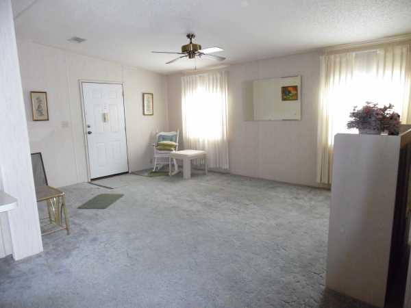 Lakeshore Villas15460 LAKESHORE VILLA CIRCLETampa, FL 33613