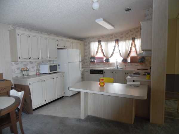 Lakeshore Villas15460 LAKESHORE VILLA CIRCLETampa, FL 33613