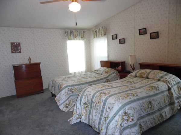 Lakeshore Villas15460 LAKESHORE VILLA CIRCLETampa, FL 33613