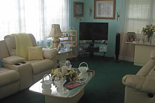 15405 Lakeshore Villa Dr.#60 ,FL, Tampa, 33613