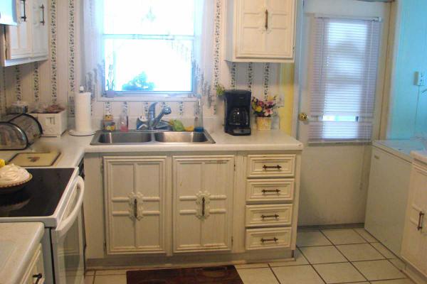 15405 Lakeshore Villa Dr.#60 ,FL, Tampa, 33613