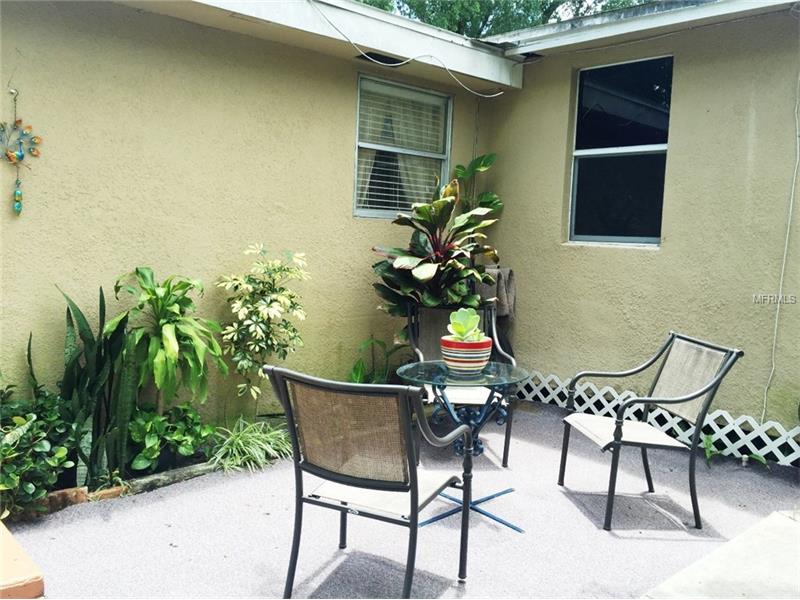 8013 N GOMEZ AVENUE, Tampa, FL 33614