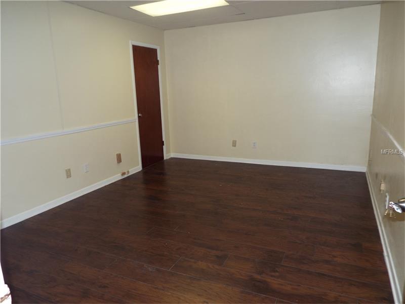 5700 MEMORIAL HIGHWAY, Tampa, FL 33615