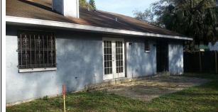 9412 N ConnechusettTampa, FL, 33617Hillsborough County