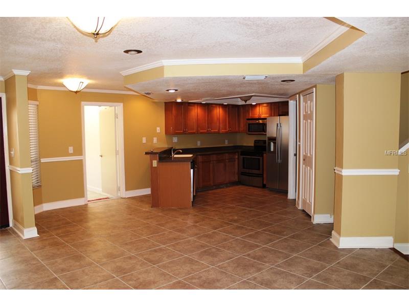 4212 MILL VALLEY COURT, Tampa, FL 33618