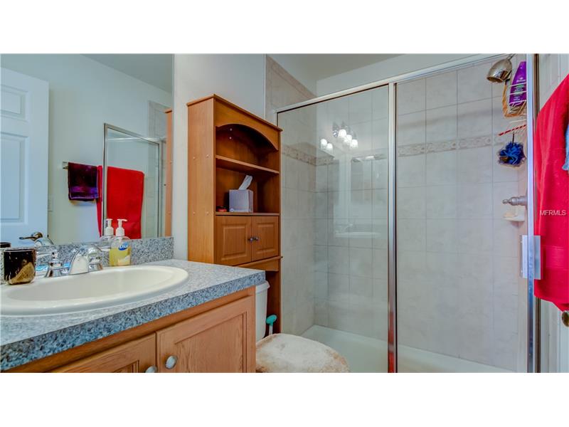 528 VINCINDA CREST WAY, Tampa, FL 33619