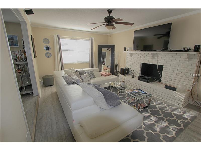 6205 PALMVIEW COURT, Tampa, FL 33625