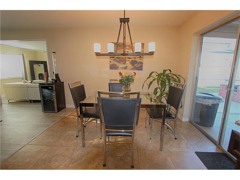 6205 PALMVIEW COURT, Tampa, FL 33625