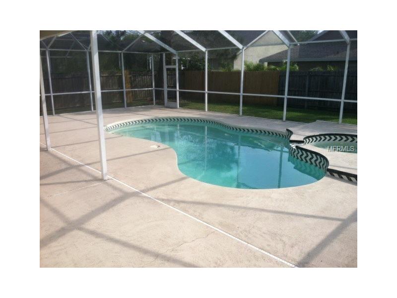 9401 WOODBAY DRIVE, Tampa, FL 33626