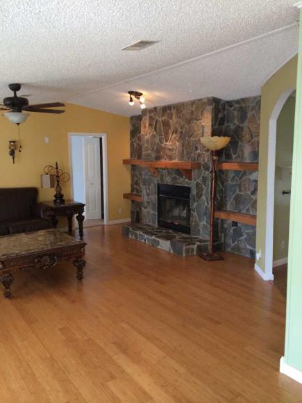 Meadowbrook Village 9055 Bayou Dr.Tampa, FL 33635